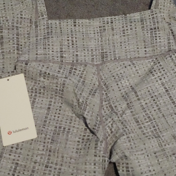 NWT Lululemon Wunder Under High-Rise Tight 25" - Picture 8 of 11